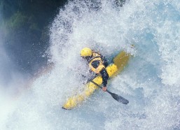足彩网首页-早报聚焦，黑马奔腾！这支升班马正在重定义顶级联赛的格局