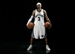 足彩网首页-皇马冬窗奇袭锁定未来核心 5500万强援12场造9球实现竞技经济双赢