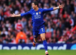 【足彩网官网】瑞士队公布世预赛大名单，阿坎吉、科贝尔、扎卡领衔，全力冲击世界杯席位